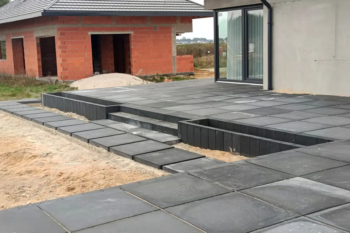 Taras z kostki tarasowej